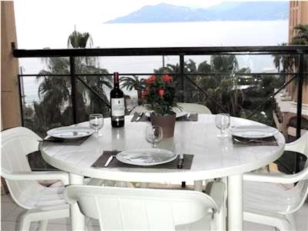 Cannes Front Beach Pools Apartment Exterior photo